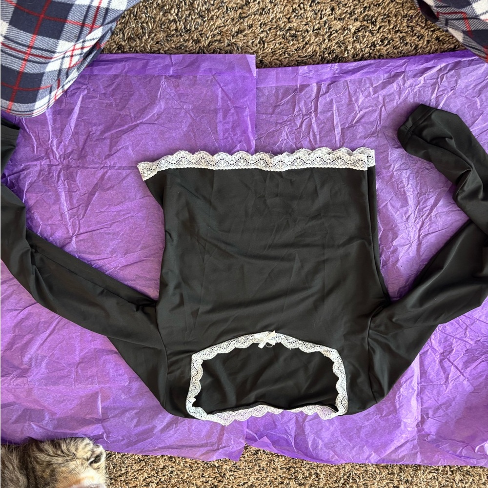 SHEIN Black Long Sleeve Lace Trim Top